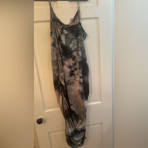 Gray Pink Tie-Dye Dress - Picture 7 of 7